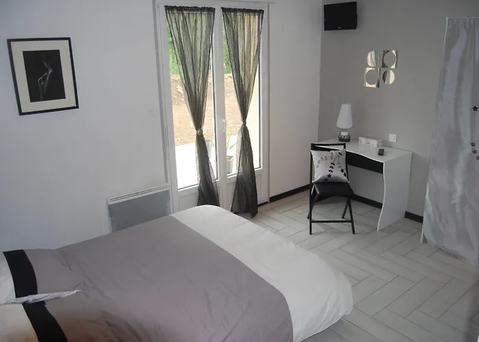 Hotell Le Petit Clos Viré